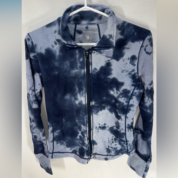 Sweater - Picture 10 of 12